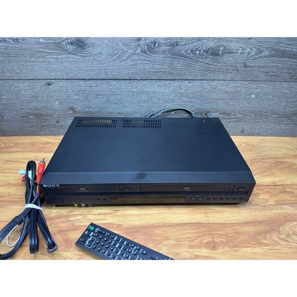 Sony SLV-D380P DVD Player Vcr Combo Vhs 4 Head HiFi w/ Remote & Av Cable~Tested - Picture 2 of 9